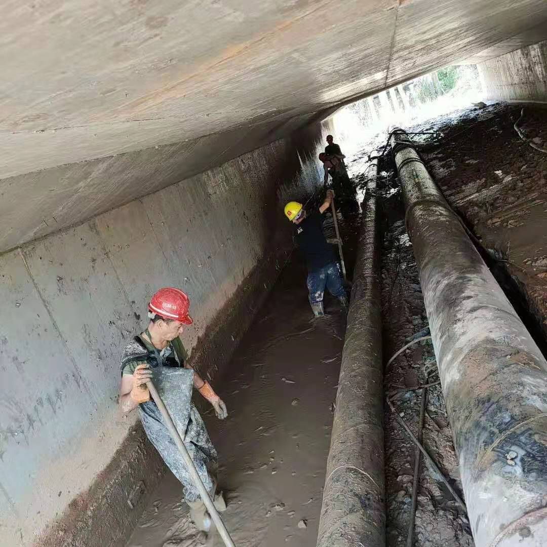 万江街道工业管道清淤